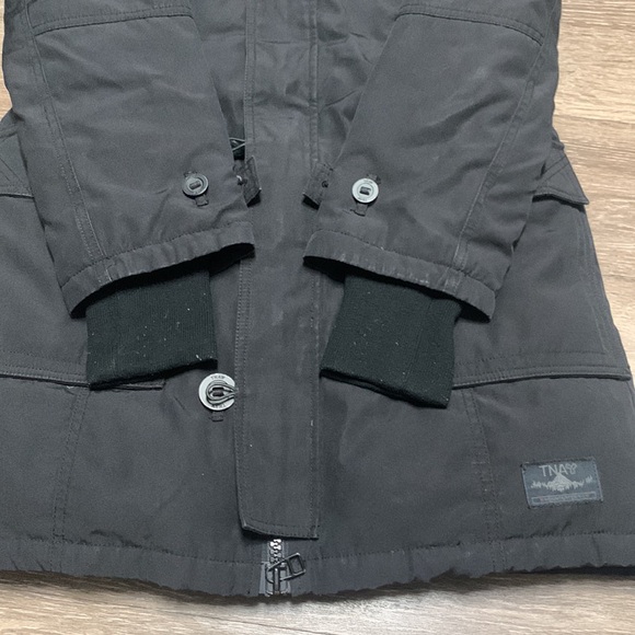 TNA Mountaineering Duck Down parka - Picture 12 of 13